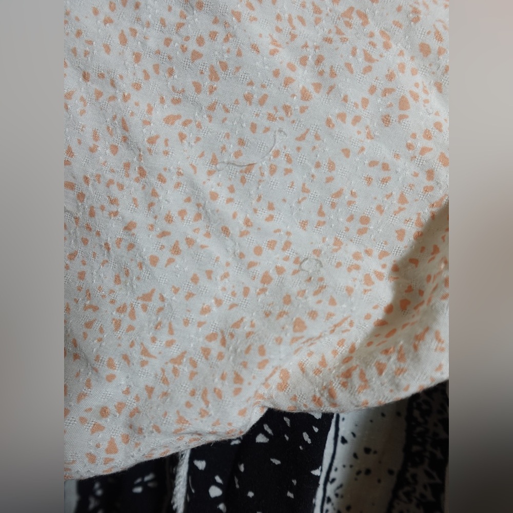 Free People “Days of Romance” Black and Cream Oversized Patterned Blouse Small - Picture 8 of 8